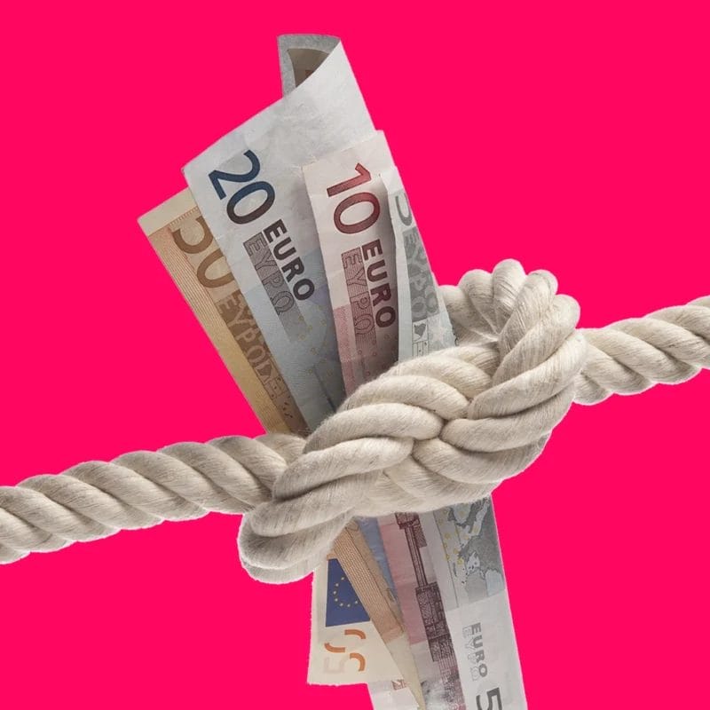 Marketingbureau of interne marketeer? De échte kosten en voordelen op een rij